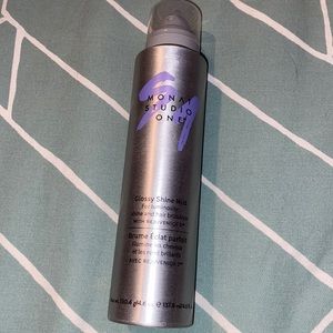 Monat Glossy Shine Mist (BRAND NEW)